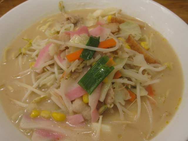 長崎ちゃんぽんリンガーハット「長崎ちゃんぽん麺300g餃子3個セット¥690」@八王子_b0042308_23315562.jpg