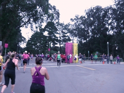 NWM2011 ナイキ ウィメンズ マラソン2011 その3 8-21km)_d0113725_238889.jpg