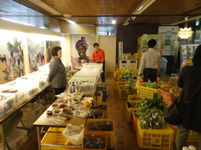 頑張ろう東北!!福島県矢祭町の「もったいない市場」開催!!_e0105047_12294891.jpg