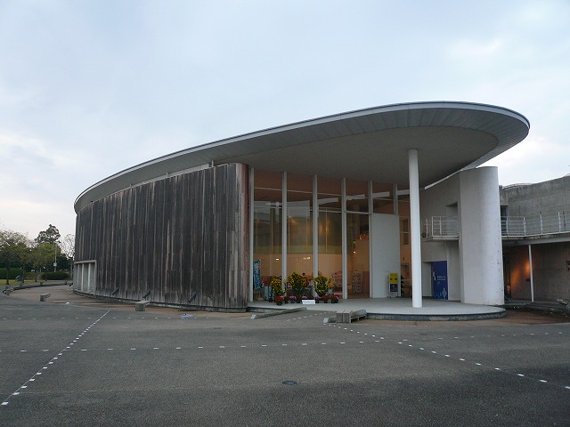 建築探訪「ほたるいかミュージアム」_a0130926_14472071.jpg