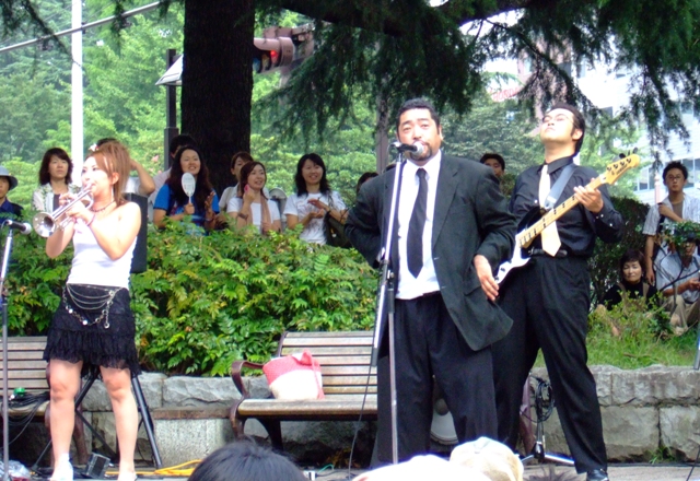まちなかミュージックサロン~LIVE TRIP 2011-2012~_d0131668_18143085.jpg