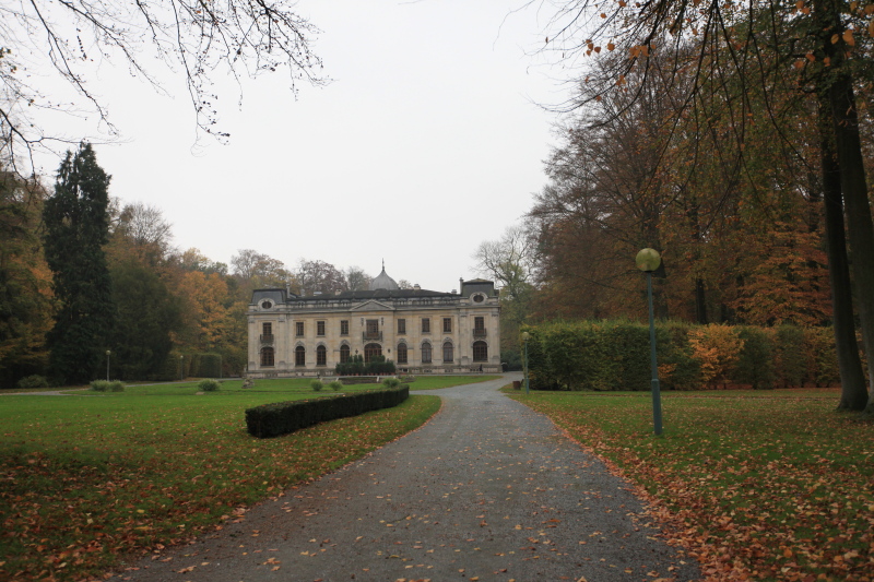 秋のベルギー古城めぐり_c0187779_16163448.jpg