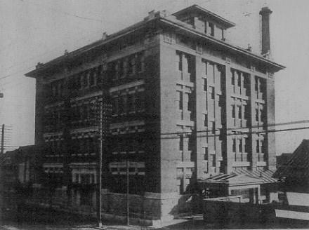 建築家・遠藤於菟(1866～1943)その他の設計作品_f0142606_19202944.jpg