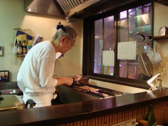 中野「うなぎ 味治 みはる」へ行く。_f0232060_2413623.jpg