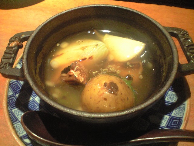 市松　堂島　食べて楽しい！鶏の新感覚料理かな。_a0194908_122707.jpg