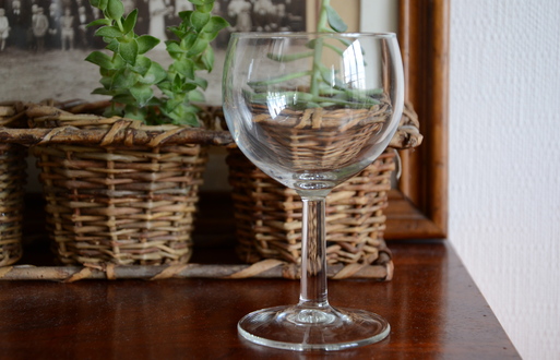 verre à vin de bistro populair - 庶民ビストロのワイングラス_a0231632_16551084.jpg