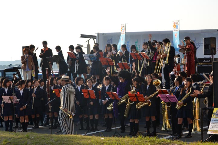 f0214459_23512.jpg