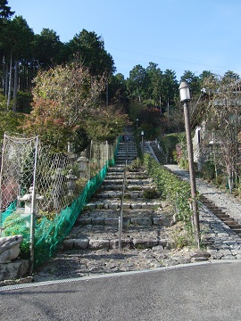e0234975_2319771.jpg