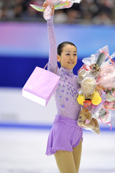 mao asada 2011-12 nhk fs : liebestraume _f0039379_9364675.jpg