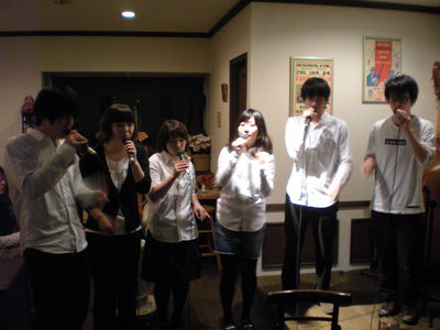ハモハモ　ライブ♪_d0225380_2128336.jpg
