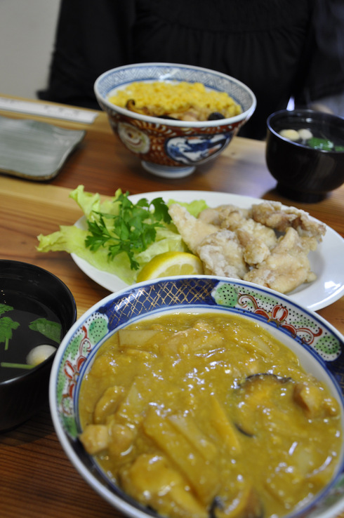 中村屋の親子丼　半じゅく_a0093595_23232213.jpg