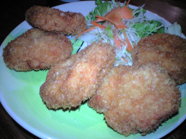 熱帯食堂 高槻 バリとタイ 冬でも熱い!現地にいったような気分_a0194908_0393216.jpg