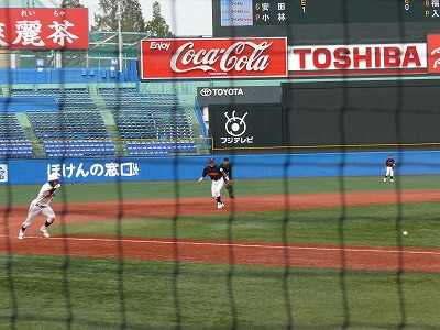 拓殖大（２部優勝）対中央大（１部最下位）　１１月１３日　東都大学野球入替戦・前半_b0166128_9584010.jpg