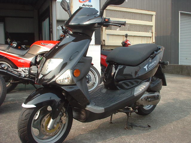 不人気ゆえにお買得？_b0007835_105619100.jpg