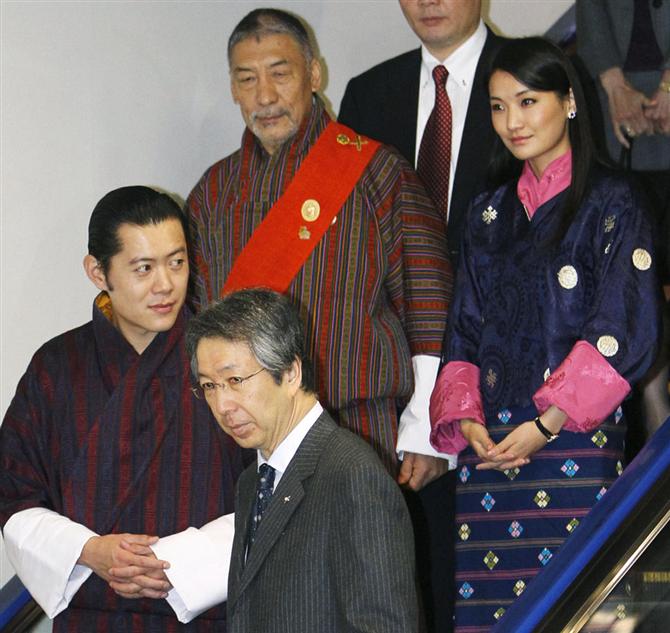 王妃のそっくりさん プライベート生活充実計画 王妃のそっくりさん プライベート生活充実計画