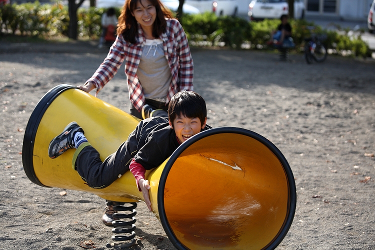 松本　芳川公園にて　２_d0170525_2262714.jpg