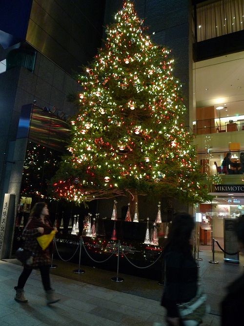 銀座 クリスマスイルミネーション 絵を描きながら