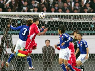 サッカー日朝戦_c0204289_19225313.jpg