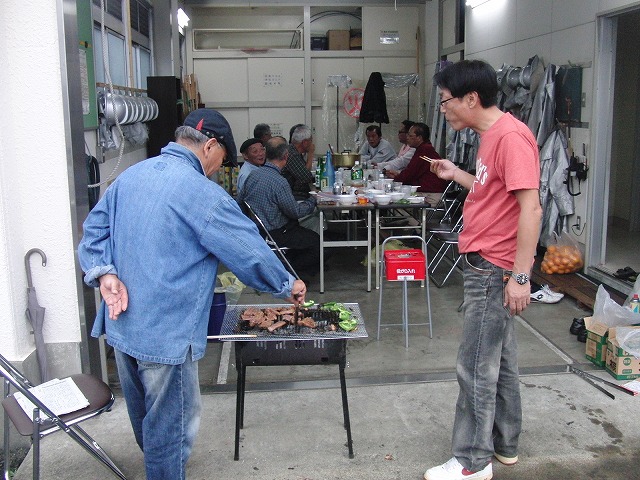 「小潤井川 友の会」設立記念の芋煮会_f0141310_7582899.jpg