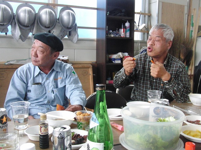 「小潤井川 友の会」設立記念の芋煮会_f0141310_7595794.jpg