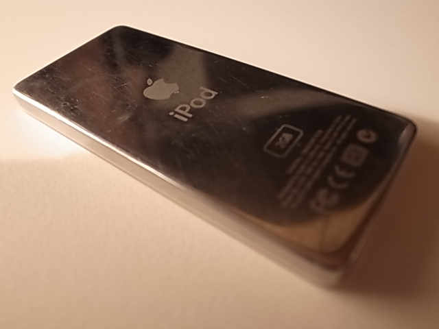 初期不良大魔王とiPod nano なの_d0067943_2012366.jpg