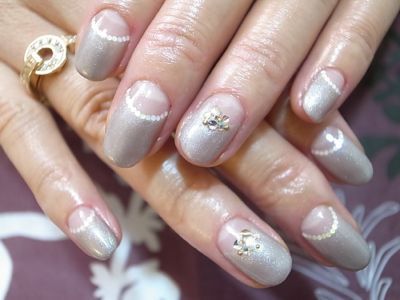 グレーの逆フレンチネイルアート Glitter Nails 横浜元町 ネイルサロンblog グレーの逆フレンチネイルアート Glitter Nails 横浜元町 ネイルサロンblog