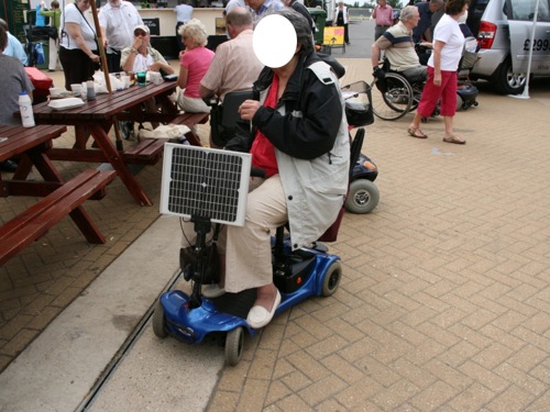 折り畳めるモビリティ_f0015295_14395743.jpg