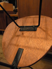 sidetable with magazine rack_c0139773_1743576.jpg