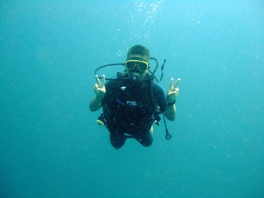 暖かい海でのびのびダイビング_f0144385_2249833.jpg