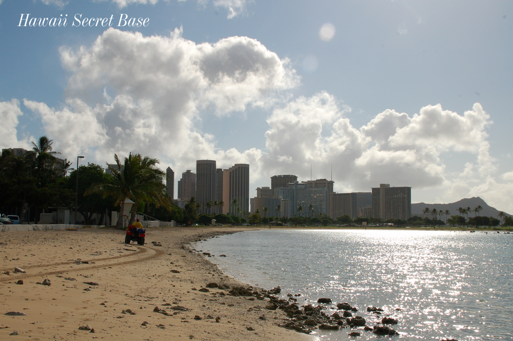 Good Morning, Ala Moana Beach!_f0015440_6193633.jpg