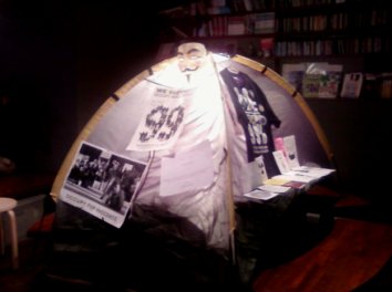 ▼[OWS]イルコモンズ編「ラプソディー・イン・ＯＷＳ」(2011)_d0017381_0565169.jpg