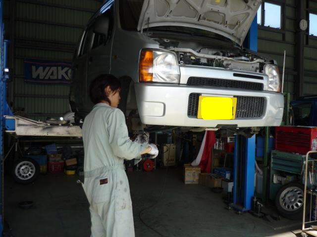 車検・修理のお車 続々入庫中~b(^o^)d_c0213517_1291215.jpg