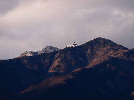 八ヶ岳初冠雪と芋羊羹_d0183417_20564748.jpg