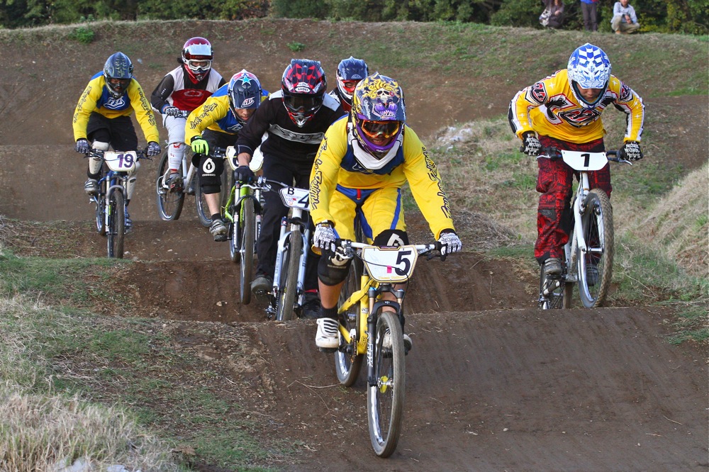2011 JOSF 11月緑山定期戦 Vol.02 MTBエリート、エキスパート決勝_b0136231_1162174.jpg