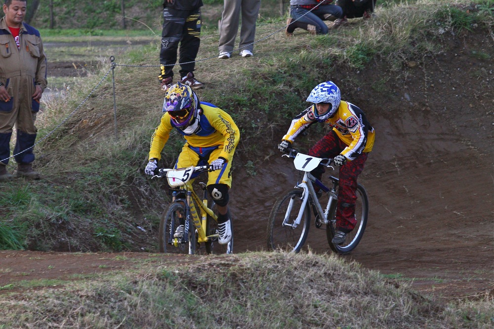 2011 JOSF 11月緑山定期戦 Vol.02 MTBエリート、エキスパート決勝_b0136231_116315.jpg