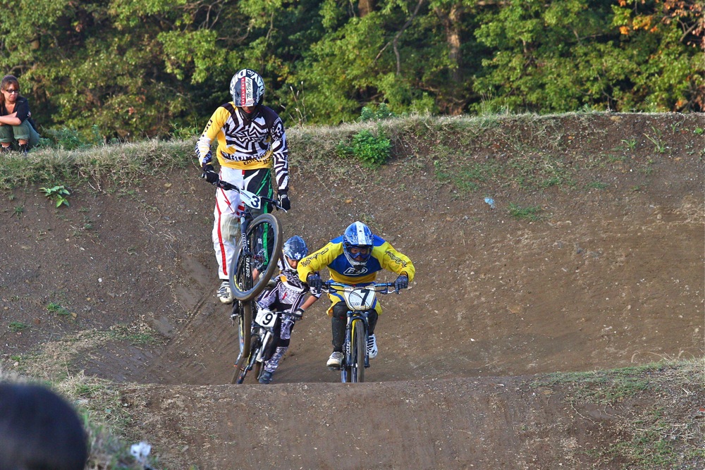 2011 JOSF 11月緑山定期戦 Vol.02 MTBエリート、エキスパート決勝_b0136231_15435.jpg