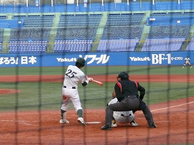 東農大（２部最下位）対順天堂大（３部優勝）　１１月１５日　東都大学野球入替戦　_b0166128_101172.jpg