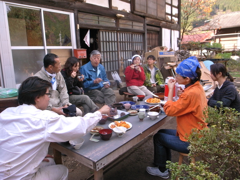 お助け隊来村　2日目_b0209774_10451426.jpg