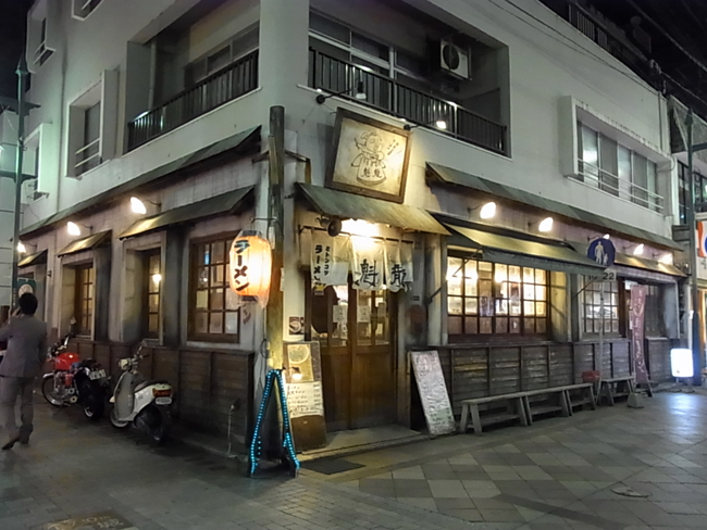 大学の講義「彫刻を展示するCUBIC PAVILION」_b0186200_6433950.jpg