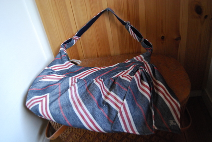 スカートからbagにリメイク!_d0127925_13183995.jpg