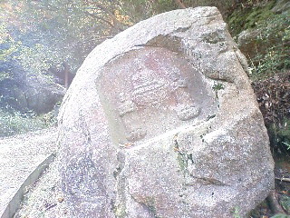 昼から雨らしいので朝から交野山_d0163834_1115392.jpg