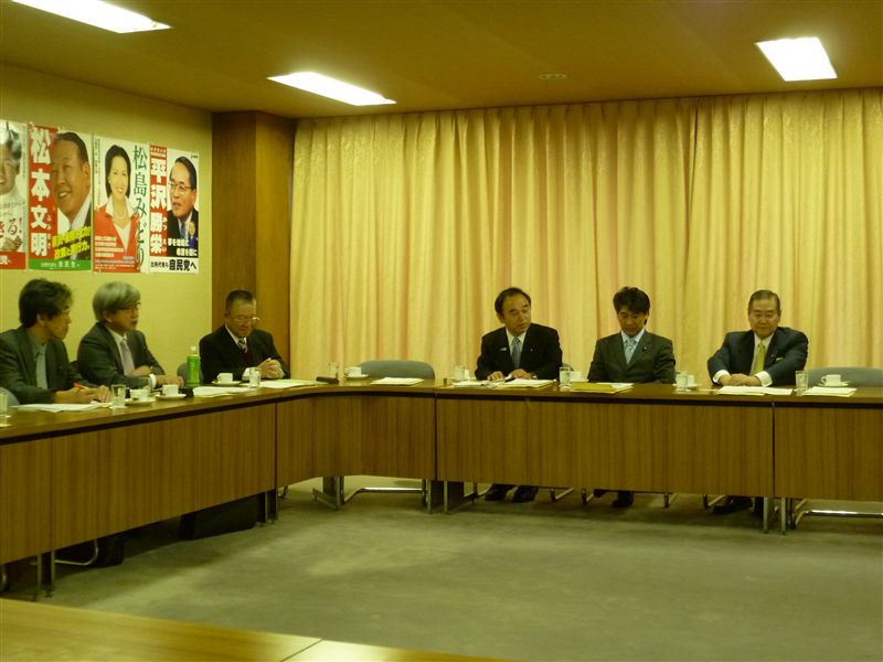 有床診療所議連、勉強会開催_e0092715_2128958.jpg