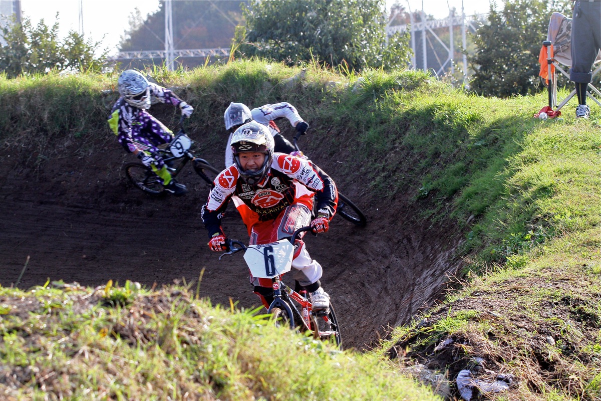 2011 JOSF 11月 緑山定期戦 vol.07 予選モト その2_b0136231_0562627.jpg