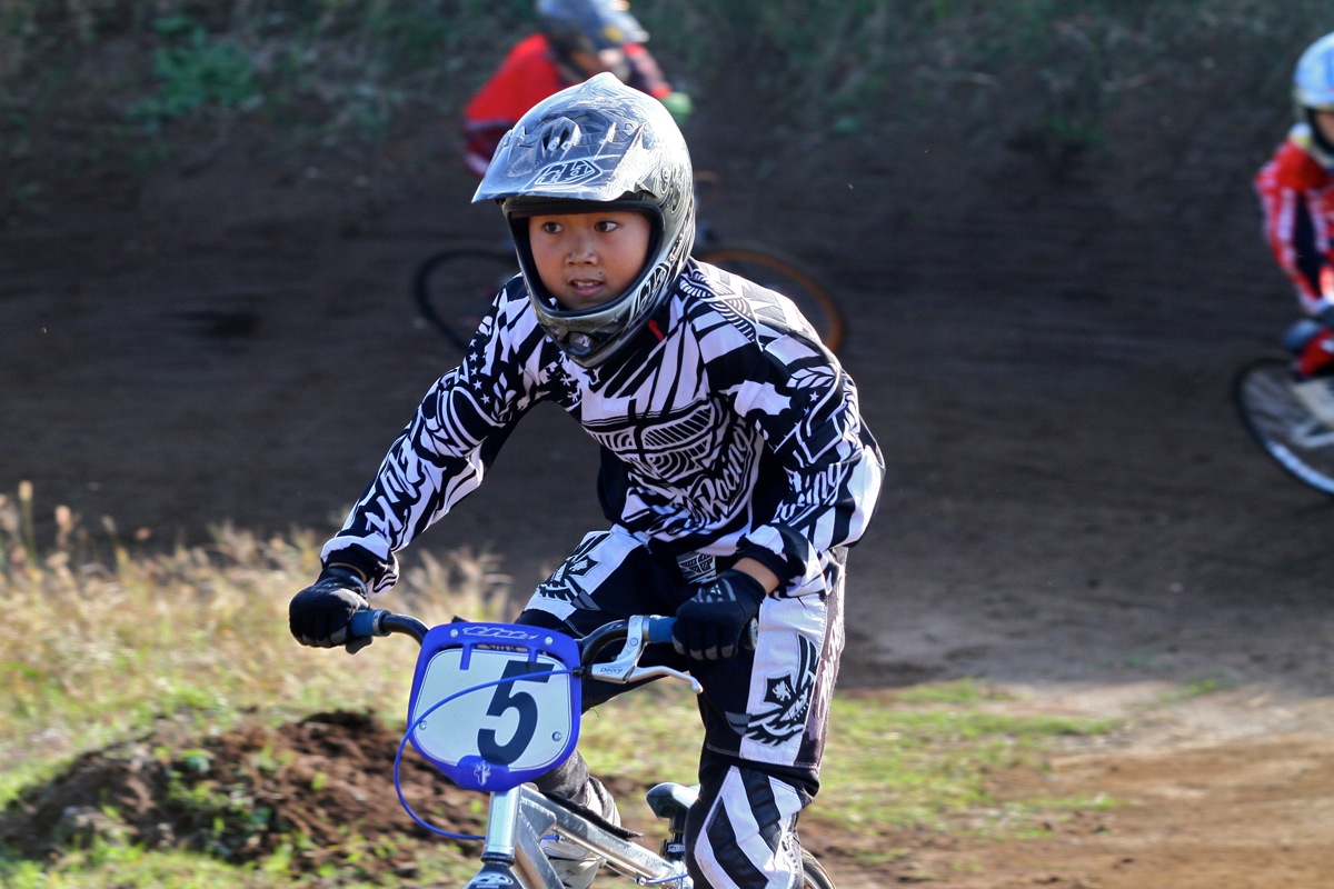 2011 JOSF 11月 緑山定期戦 vol.07 予選モト その2_b0136231_0572197.jpg