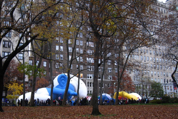 Macy\'s Parade Balloon Inflation_d0233672_10193497.jpg