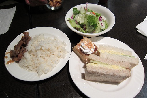 グアム旅行記 DL649 グアム→成田_e0160595_17313048.jpg