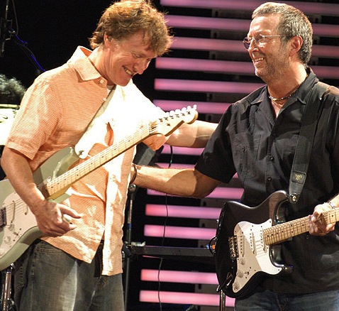 ERIC CLAPTON & STEVE WINWOOD　♬1122城ホール_b0118001_22584453.jpg