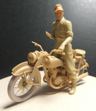 Tamiya 35286-X [Sd.Kfz.222(アフリカ戦線)のドイツ・アフリカ