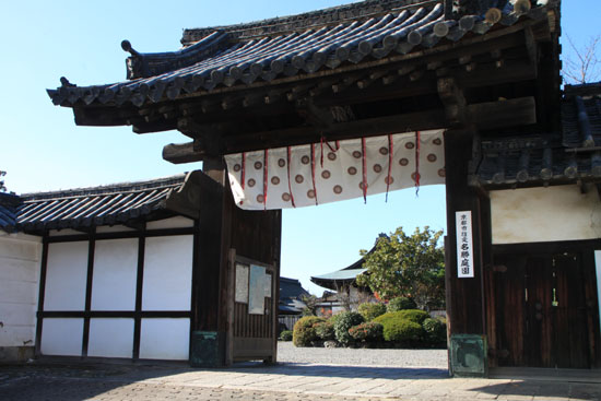 勧修寺 紅葉の始まり_e0048413_21275483.jpg