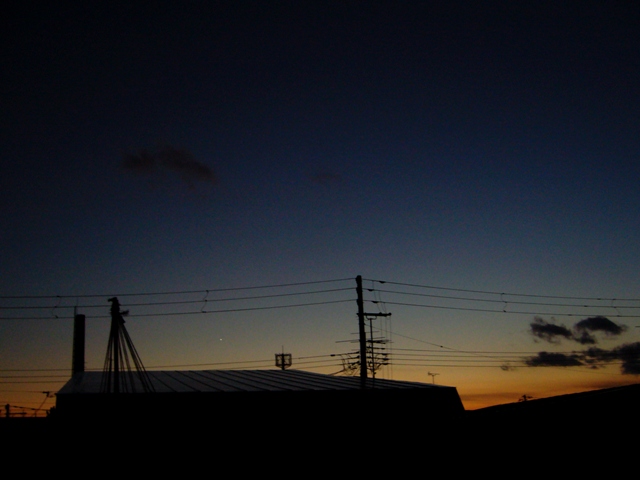 夕焼け空の金星を観て_f0079085_21572122.jpg